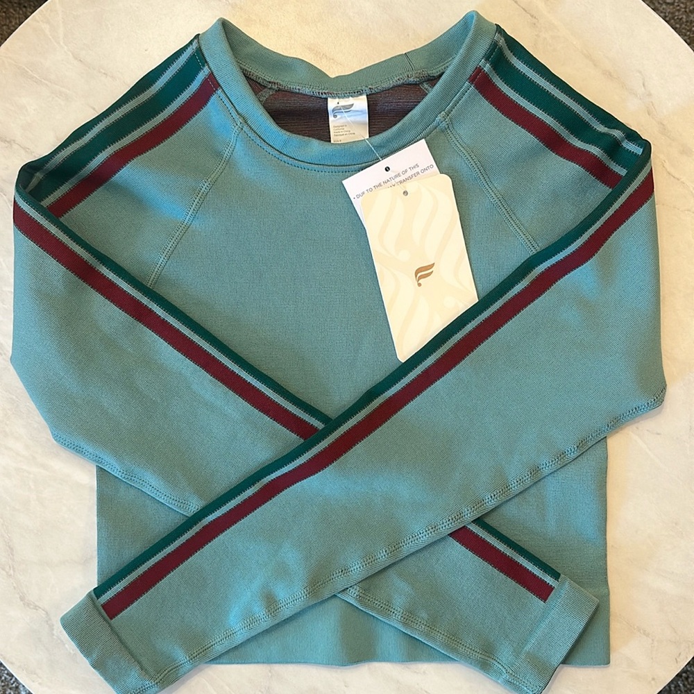 NWT! Fabletics Aisley Seamless Crop Top, Size Small